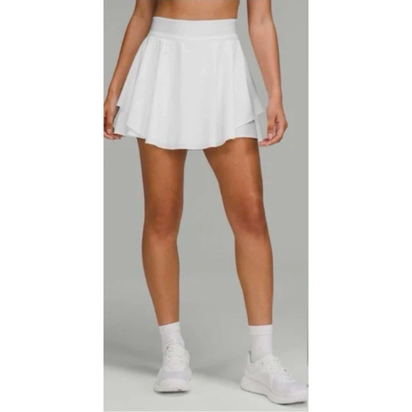 Lululemon Court Rival High Rise Skirt Long White Size 4 Women’s - Picture 3 of 3